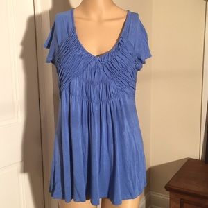 Perfect with shorts or jeans!